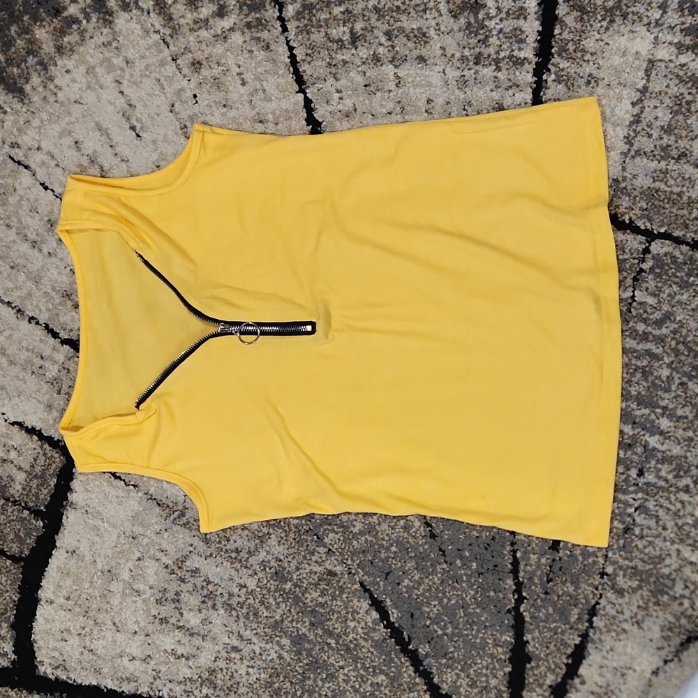4 for $15 yellow tank